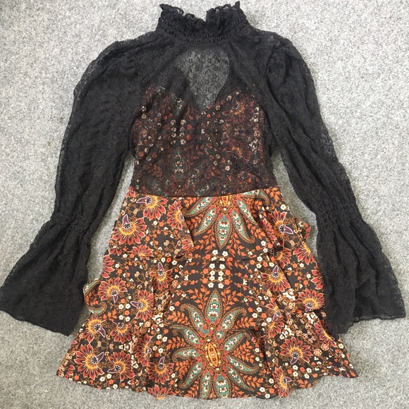 BCBGENERATION tiered mock neck dress - Picture 3 of 7